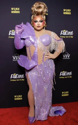 GenevaKarrPremiereLook