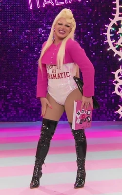 MorganaCosmicaEntranceLook