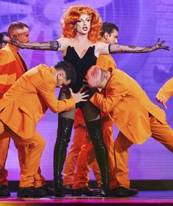 LeCocóFinalePerformanceLook2