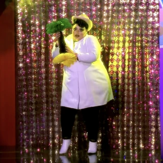 Alexis3XLJuanGabrielLook