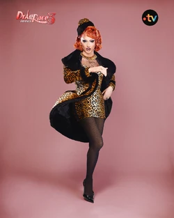 RubyOnTheNailEntranceLook