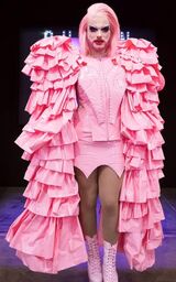 Finale Group Performance Look