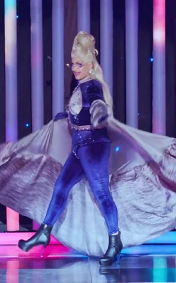 NehelleniaQueenOfMysteryLook