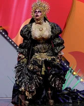 C-PherSLM1ReligiousLook1B.jpeg (343 kB) Look de 'La Más Religiosa'