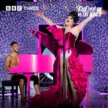 HannahCondaUKvsTW2TalentShowLook.jpg (215 kB) Look del show de talentos