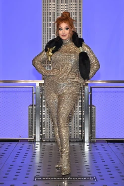 AlexisMichelleAS8PressWeekLook