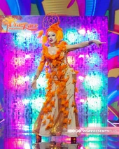 Look de 'Feather You Like it Or Not!'