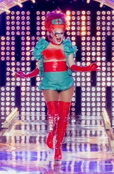 NikitaVegazFetishLook