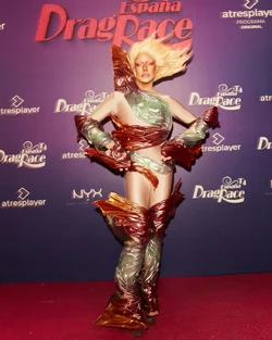 OnyxUnleashedDRES4RedCarpetLook