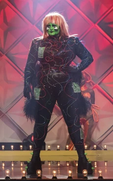 VictoriaSconeCAvsTWE5LipsyncLook