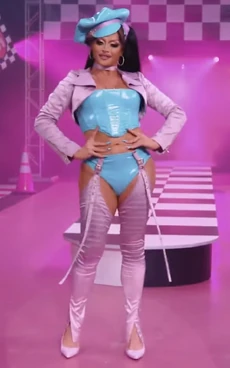 SashaColbyRuVealLook