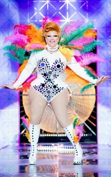 Look de 'Night of a Thousand Pop Icons' – Elton John