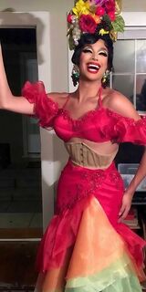 Unaired Rainbow Look