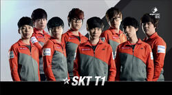 File:SK Telecom T1 with 2015 League of Legends World Champtionship trophy.jpg  - Wikipedia