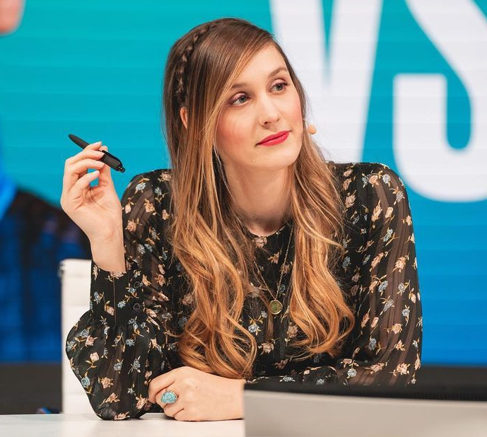 How old is sjokz