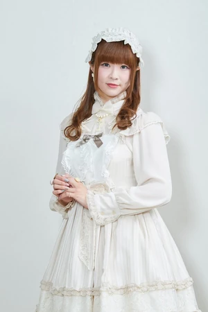 Shiro Lolita | Lolita Fashion Wiki | Fandom