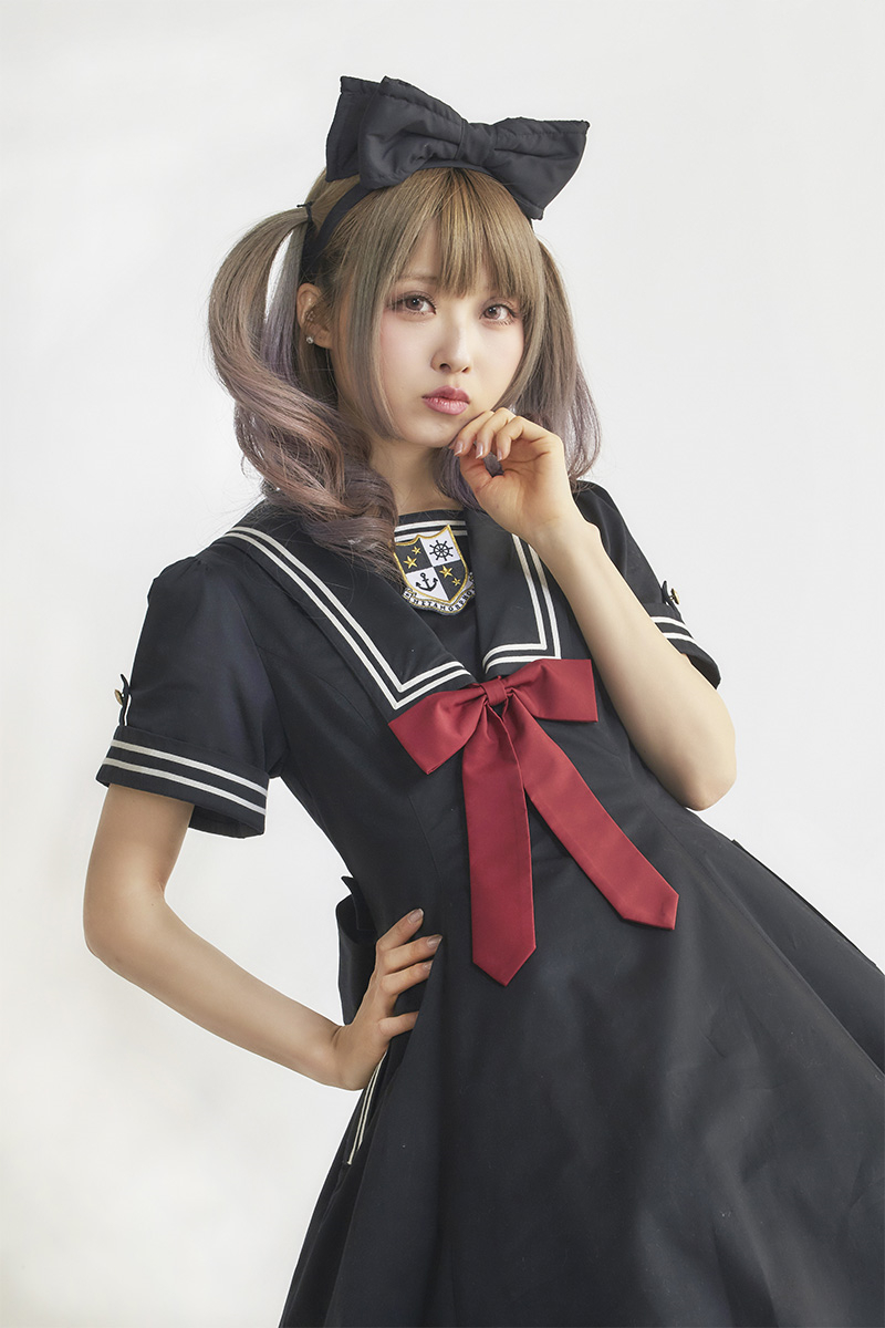 Sailor suit - Wikipedia