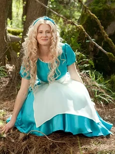Alice (Vampires Suck) | Wonderland Wiki | Fandom