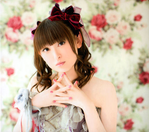 田村ゆかり Looking Wiki Fandom 田村ゆかり Looking Wiki Fandom