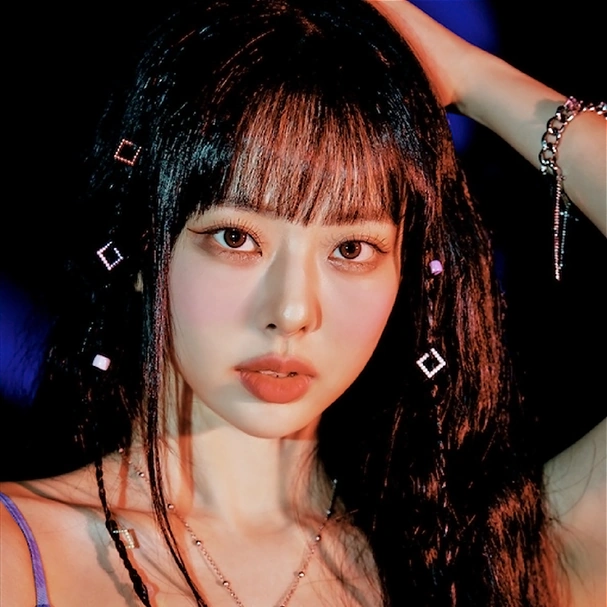 Loona loossemble loonaverse ★vivi Loossemble - 1st Mini Album [Loossemble] (Vivi Concept Photo Image