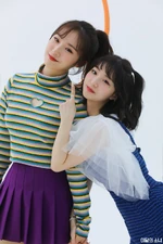 LOONA HULA HOOP StarSeed BTS 38.jpg (227 KB) 「HULA HOOP / StarSeed 〜カクセイ〜」 Normal/Limited A ver. photoshoot BTS #14