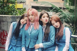 Love & Live | LOOΠΔ Wiki | Fandom