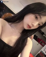 (Check out the Loossemble’s YeoJin’s selfie!)