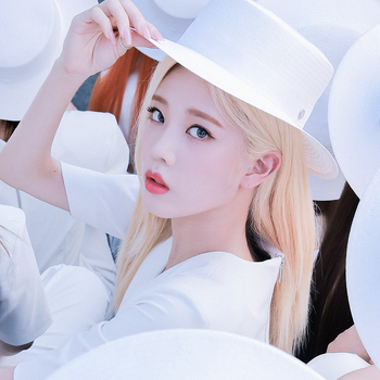 Yves/Facts, LOOΠΔ Wiki