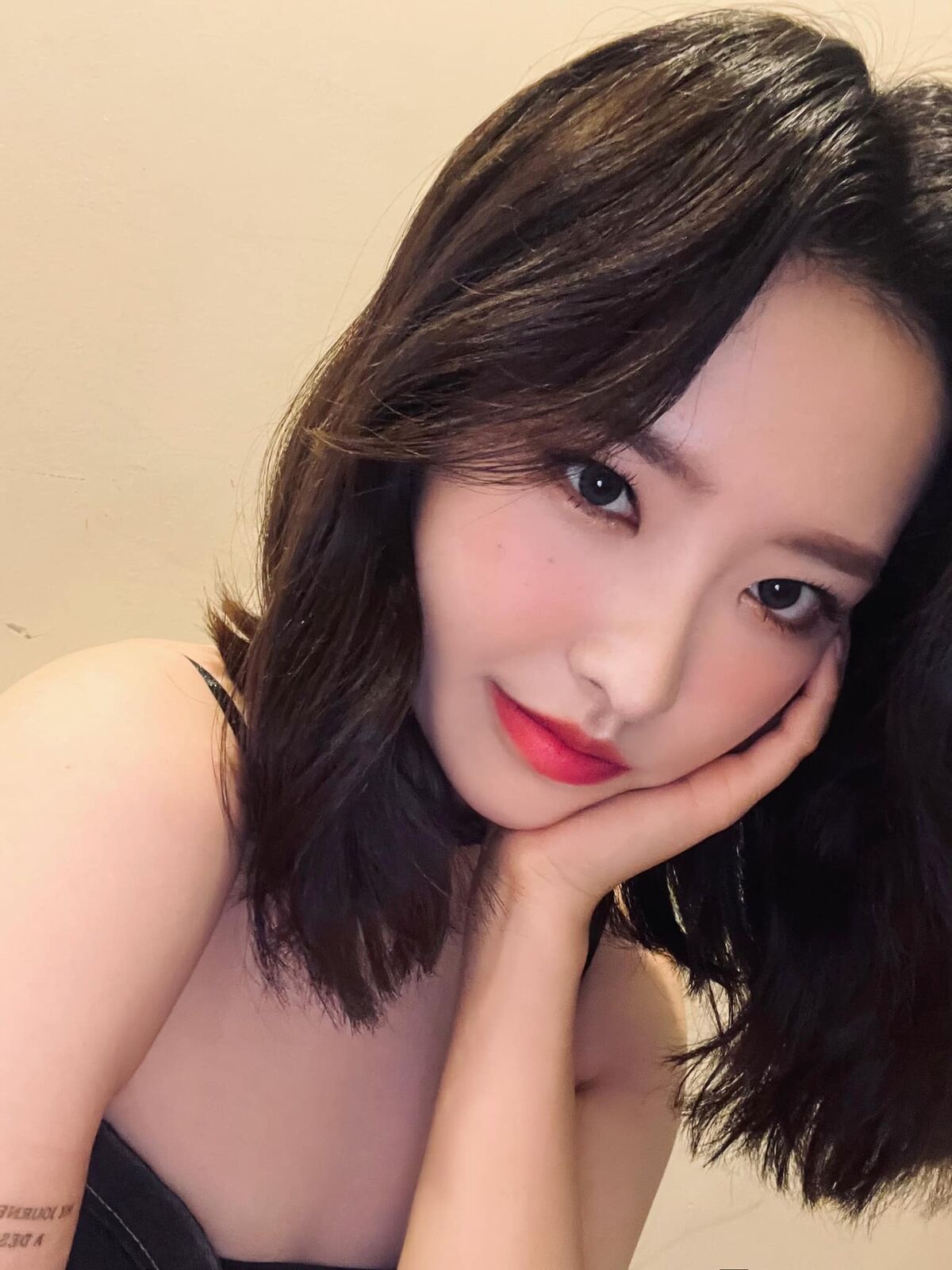 LOONA loossemble Hyeju 혜주 ヘジュ サイン入りトレカ s-l400.jpg