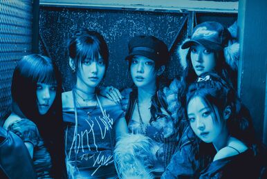 Club Icarus> | LOOΠΔ Wiki | Fandom