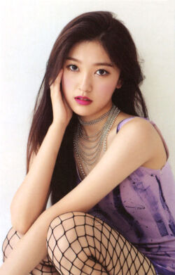 LOONA ARTMS チェリ 최리 Choerry サイン入りチェキ ポラ ARTMS LOONA チェリ 최리 サイン入りチェキ ポラロイド - メルカリ