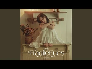 Fragile_Eyes