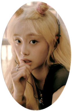 Howl] | LOOΠΔ Wiki | Fandom
