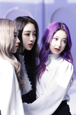 LOONA Butterfly BTS 51