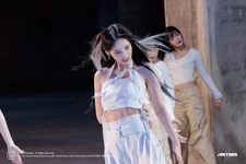 “Air Force One” MV BTS #43