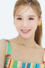 211016 KanStarpress HeeJin.png (300 KB) 「HULA HOOP / StarSeed 〜カクセイ〜」 Concept Photo #2 HeeJin