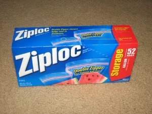 A box of Ziploc bags.