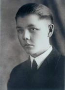 TomTeen.jpg (409 KB) Tom as a teenager