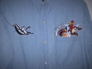 Warner Bros Studio Store Pepe Lepew Bugs Daffy Taz Foghorn Leghorn Shirt XS