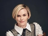 Kari Wahlgren