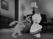 Porkys pooch.jpg (14 KB)