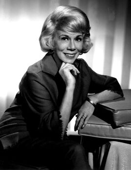 Bea Benadaret 1966
