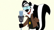 Pepe le Pew in Looney Tunes Rabbits Run