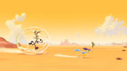 Wile E. Coyote and Road Runner (Bubble Trouble)