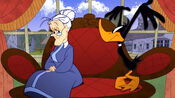Granny tells Daffy is good to have someone to tell her experiences.
