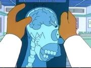 El Dr. Hibbert tapa el crayón con su pulgar.