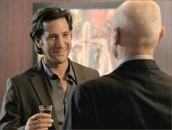 6x11-g3-4-Desmond-Widmore.jpg