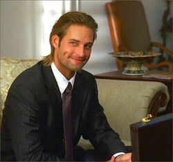 1x08-fb4-2-Sawyer.jpg