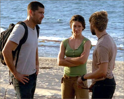 1x10-g5-1-Jack-Kate-Charlie.jpg