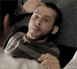 6x01-g5-4-Charlie.jpg